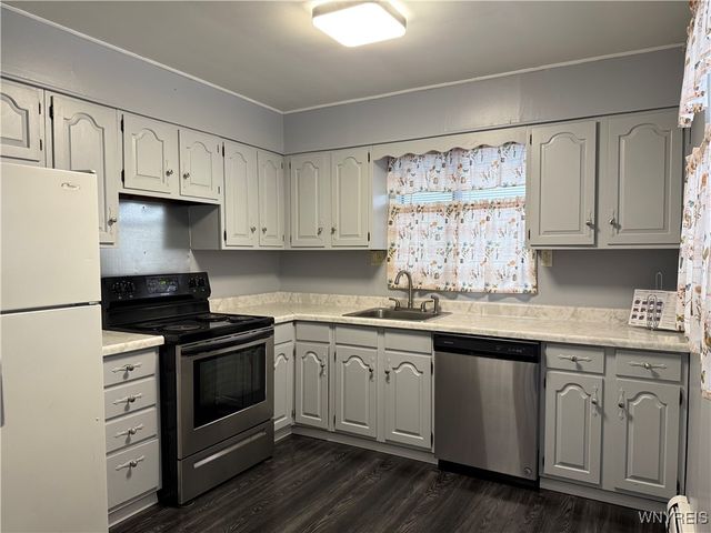 674 79th Street, Niagara Falls, NY 14304