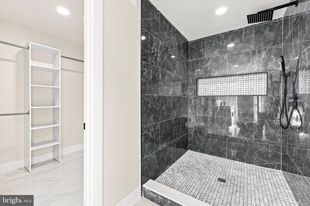 48 MEADOWRUE CT, Mount Laurel, NJ 08054
