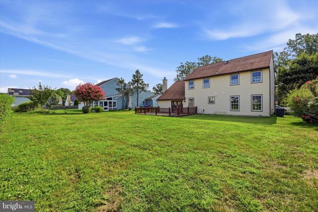48 MEADOWRUE CT, Mount Laurel, NJ 08054
