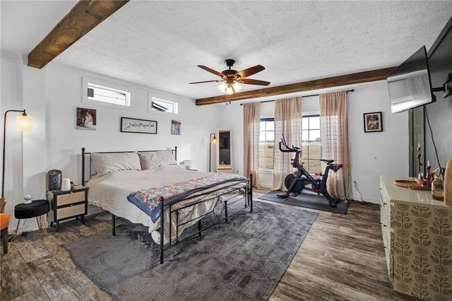 22083 Leonard Ranch Road, Gravette, AR 72736