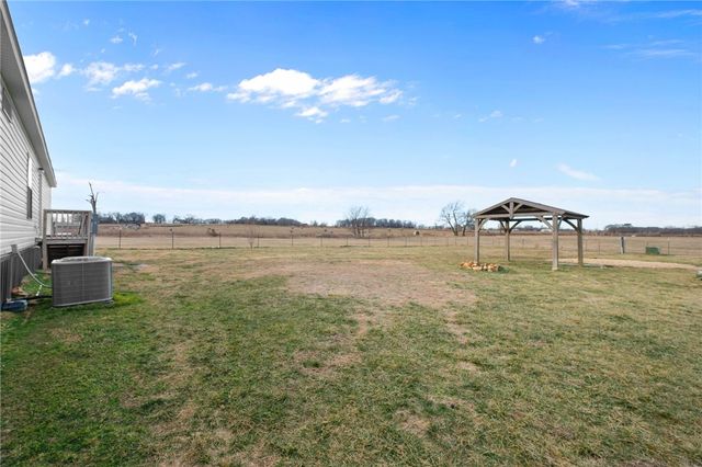 22083 Leonard Ranch Road, Gravette, AR 72736