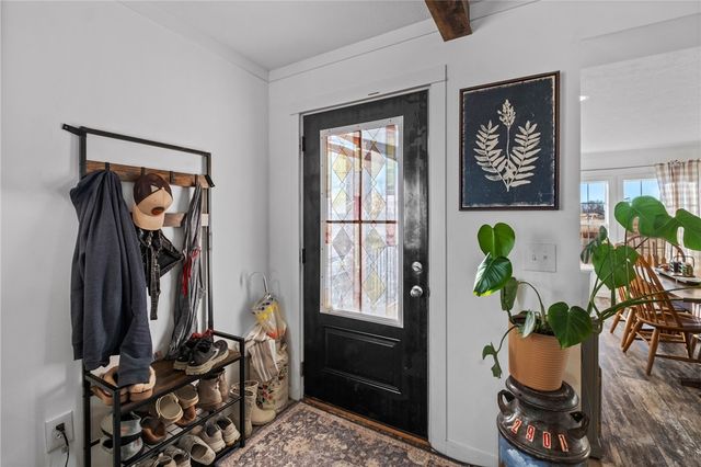 22083 Leonard Ranch Road, Gravette, AR 72736