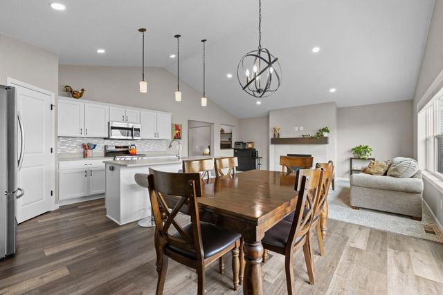 9260 26th Street NE, Saint Michael, MN 55376
