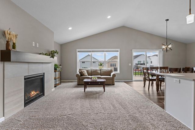 9260 26th Street NE, Saint Michael, MN 55376