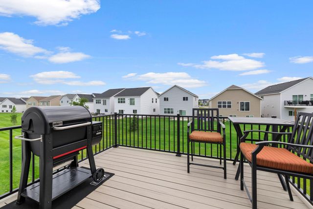 9260 26th Street NE, Saint Michael, MN 55376