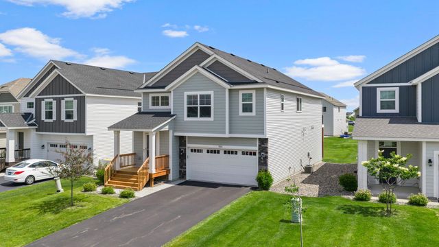 9260 26th Street NE, Saint Michael, MN 55376