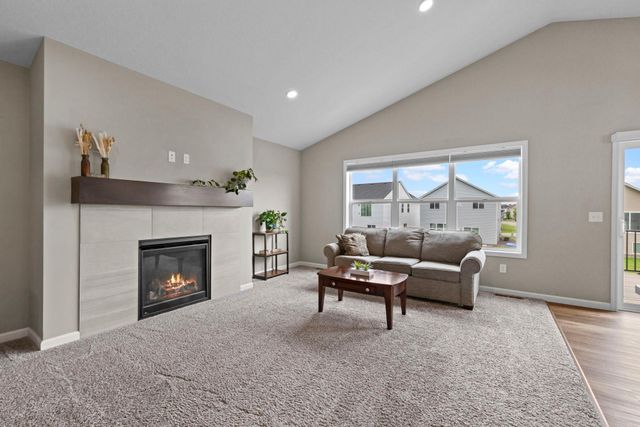9260 26th Street NE, Saint Michael, MN 55376