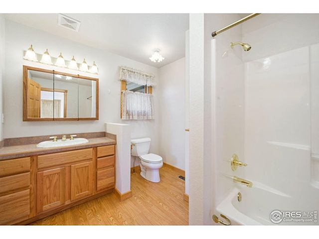 965 Stone Mountain Ranch Rd, Loveland, CO 80537