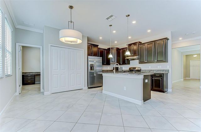 2281 LIVORNO WAY, Land O Lakes, FL 34639