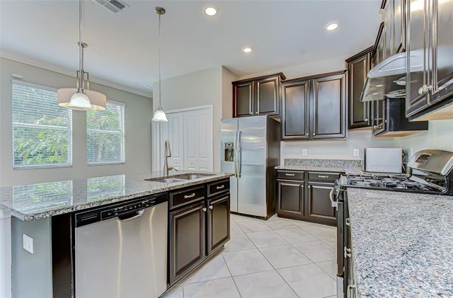 2281 LIVORNO WAY, Land O Lakes, FL 34639