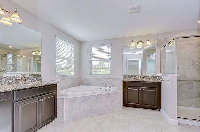 2281 LIVORNO WAY, Land O Lakes, FL 34639