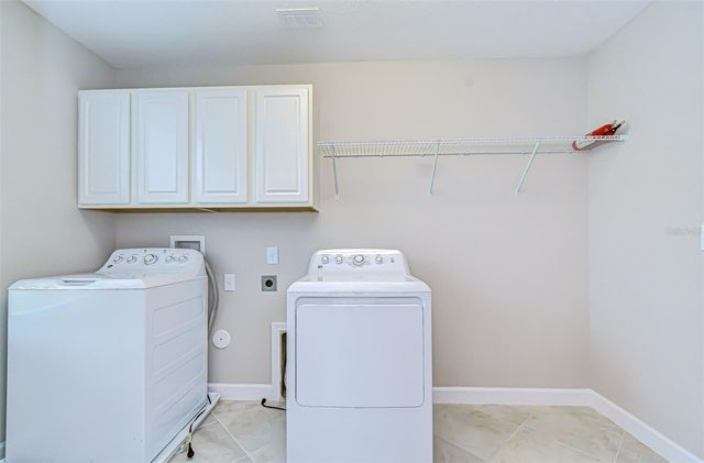 2281 LIVORNO WAY, Land O Lakes, FL 34639