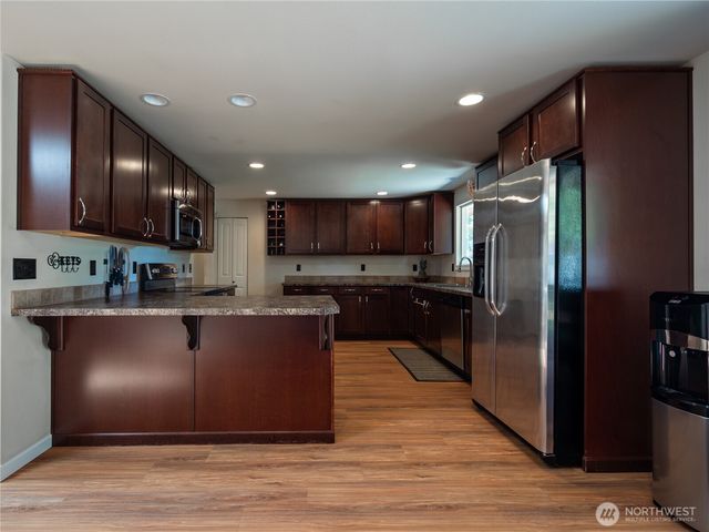 12510 109th Avenue Ct E, Puyallup, WA 98374