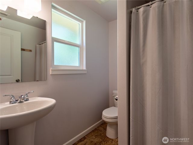12510 109th Avenue Ct E, Puyallup, WA 98374