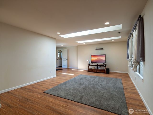 12510 109th Avenue Ct E, Puyallup, WA 98374