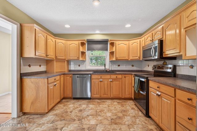 168 S Shore Drive, Southport, NC 28461