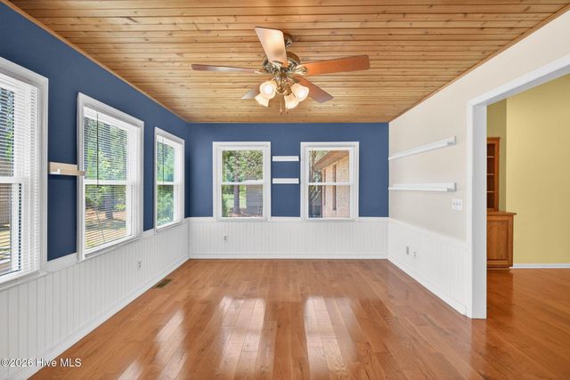 168 S Shore Drive, Southport, NC 28461