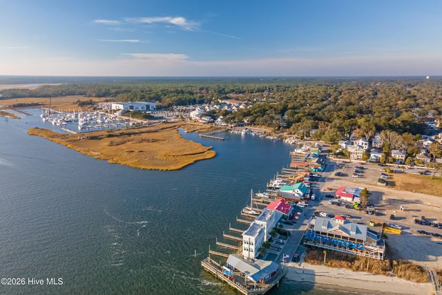 168 S Shore Drive, Southport, NC 28461