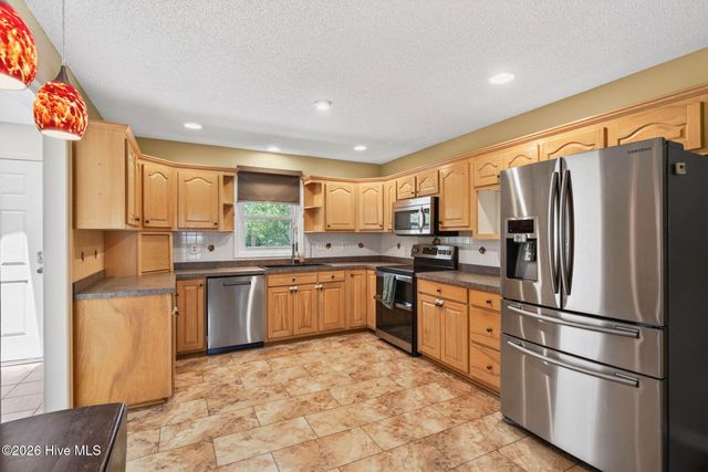 168 S Shore Drive, Southport, NC 28461