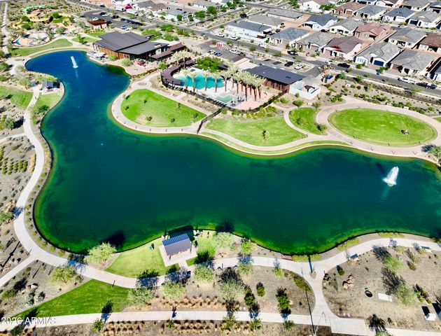 385 W RIDGE Road, Apache Junction, AZ 85120