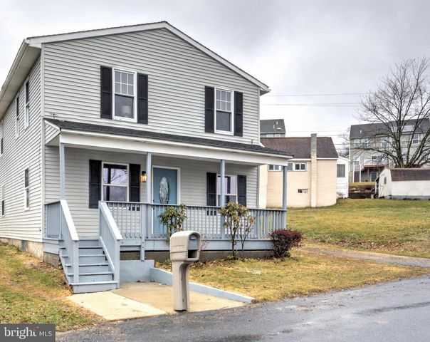 5 EDGEWOOD AVE, Temple, PA 19560