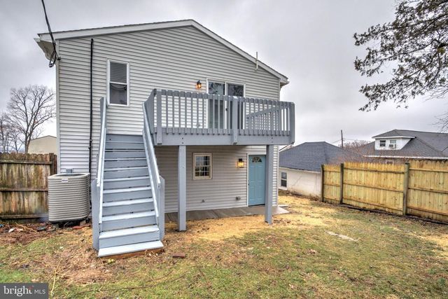 5 EDGEWOOD AVE, Temple, PA 19560