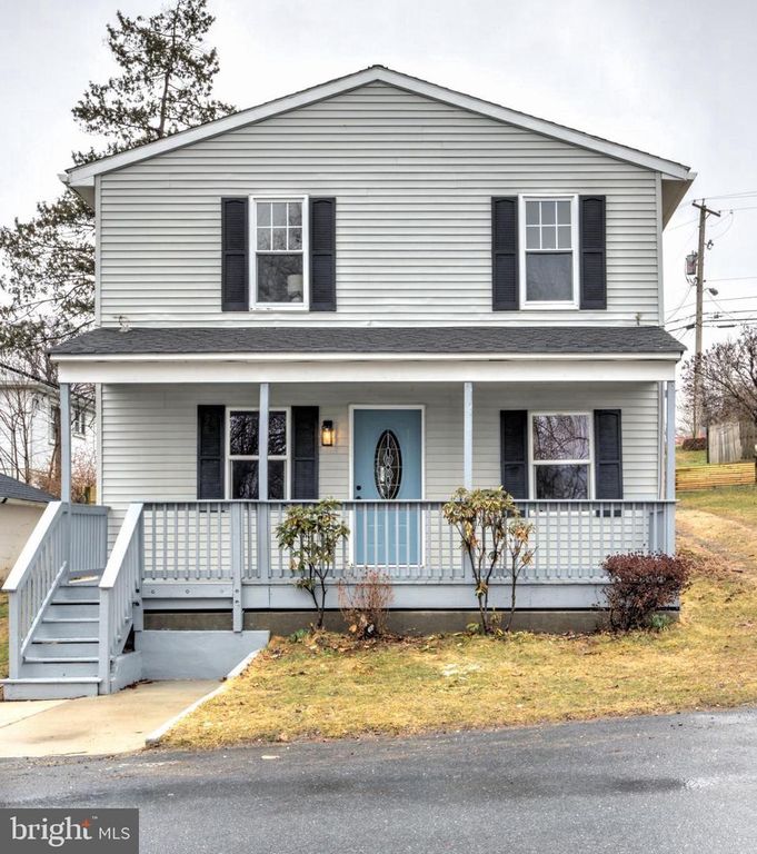 5 EDGEWOOD AVE, Temple, PA 19560