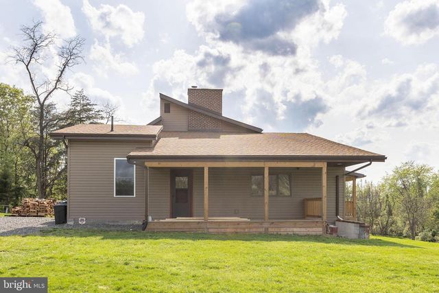 1801 MIDDLE RIDGE RD, Romney, WV 26757