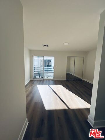 11738 Mayfield 103, Los Angeles, CA 90049