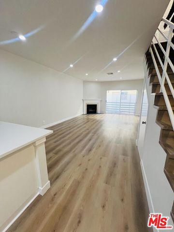 11738 Mayfield 103, Los Angeles, CA 90049