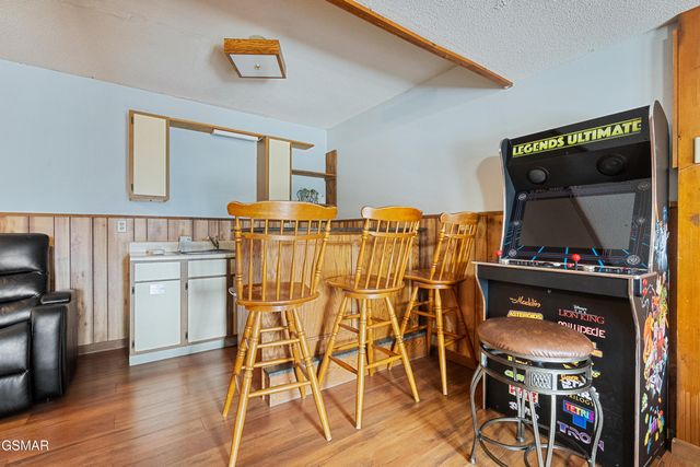 1122 Eagle Pointe Way, Pigeon Forge, TN 37863