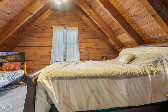 1122 Eagle Pointe Way, Pigeon Forge, TN 37863