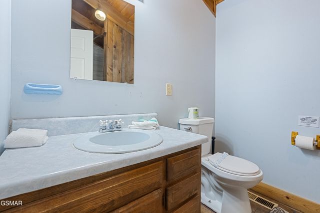 1122 Eagle Pointe Way, Pigeon Forge, TN 37863