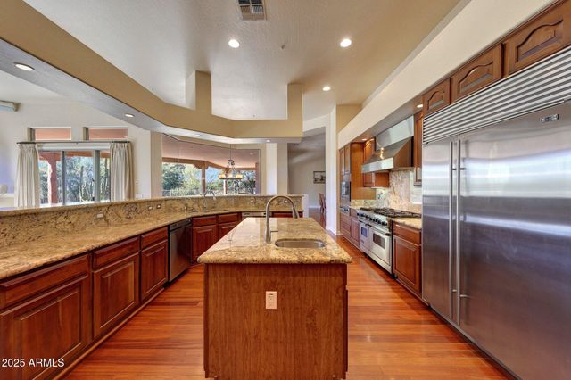 10901 E SOUTHWIND Lane, Scottsdale, AZ 85262