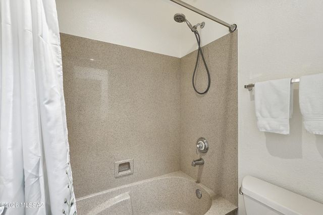 14061 E Copper Mesa Court, Vail, AZ 85641