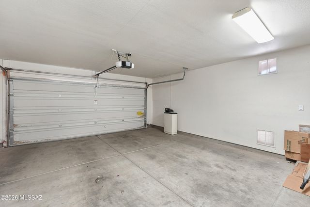 14061 E Copper Mesa Court, Vail, AZ 85641