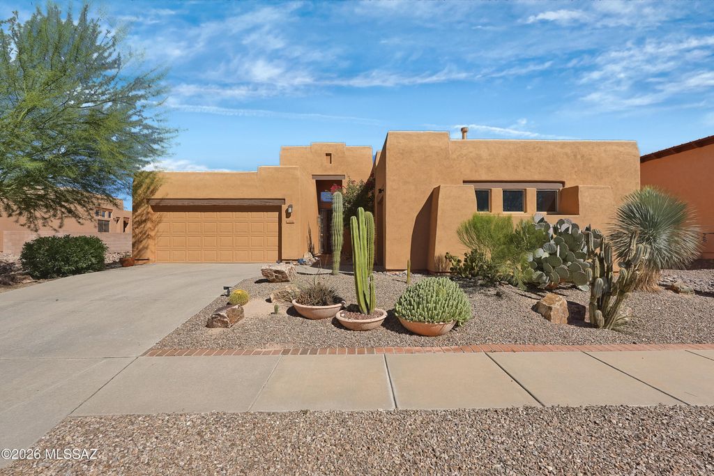 14061 E Copper Mesa Court, Vail, AZ 85641