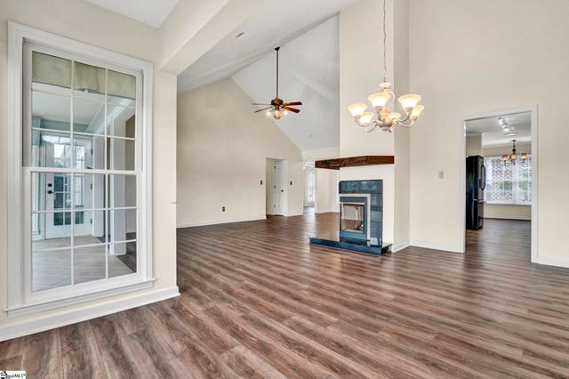 99 Forest Lake Drive, Simpsonville, SC 29681