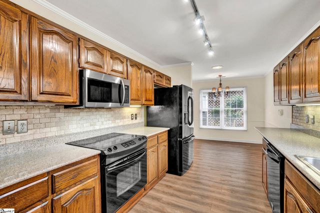 99 Forest Lake Drive, Simpsonville, SC 29681