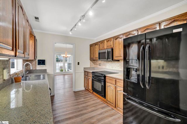 99 Forest Lake Drive, Simpsonville, SC 29681