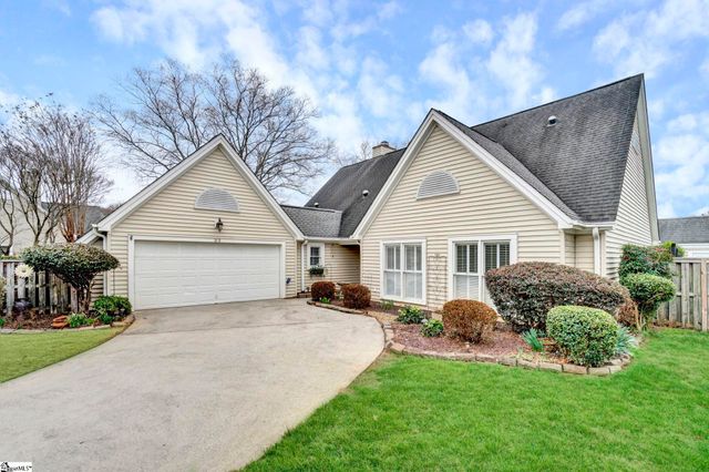 99 Forest Lake Drive, Simpsonville, SC 29681