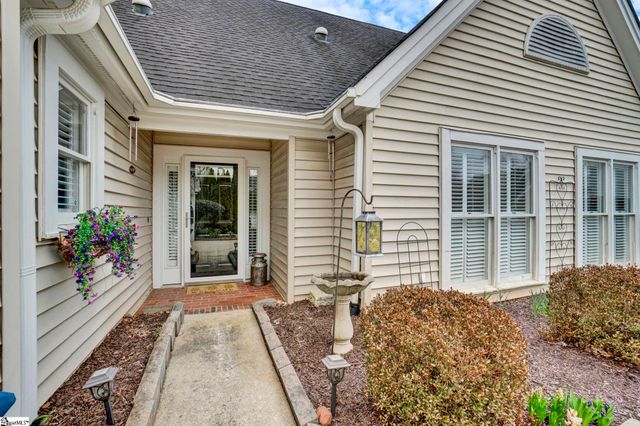 99 Forest Lake Drive, Simpsonville, SC 29681