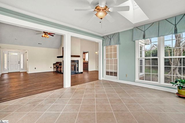 99 Forest Lake Drive, Simpsonville, SC 29681