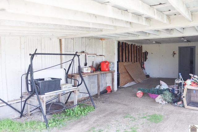 3235 State Route 80 W, Mayfield, KY 42066