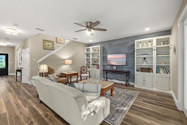 915 Saltwater Cir, St Augustine, FL 32080