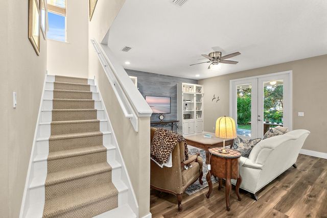 915 Saltwater Cir, St Augustine, FL 32080