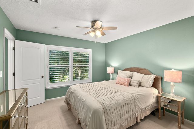 915 Saltwater Cir, St Augustine, FL 32080