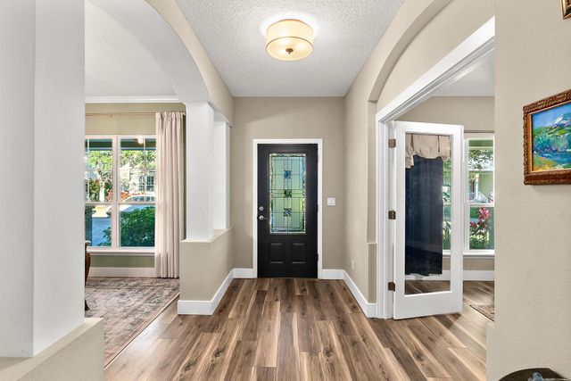 915 Saltwater Cir, St Augustine, FL 32080