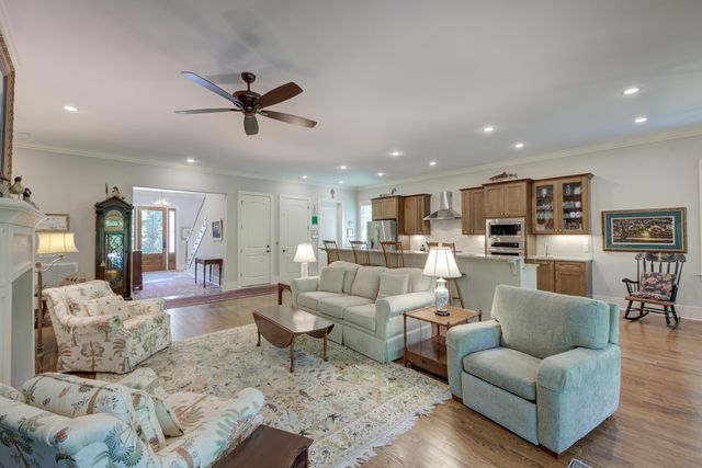 1695 Back Creek Road, Charleston, SC 29412