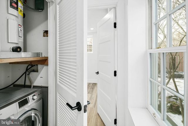 212 CATHARINE ST, Philadelphia, PA 19147